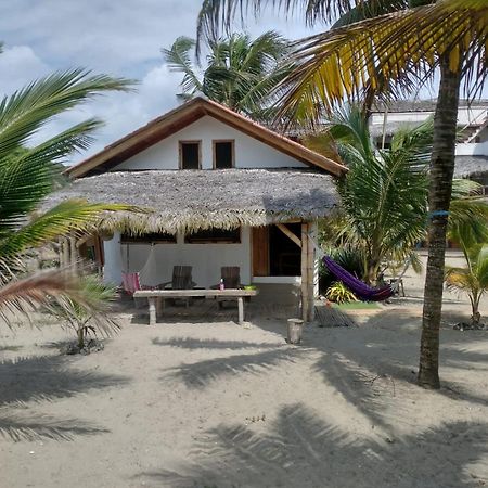 Beach Front Bungalows At The Coconut 카노아 외부 사진