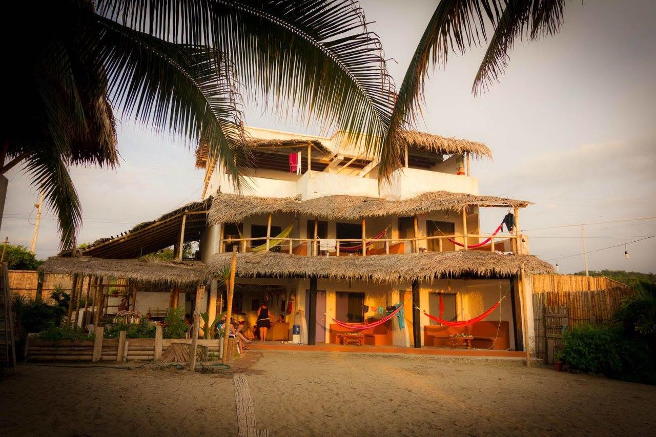 Beach Front Bungalows At The Coconut 카노아 외부 사진